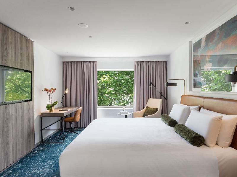 Novotel Sydney Darling Square image