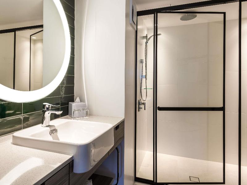 Novotel Sydney Darling Square image