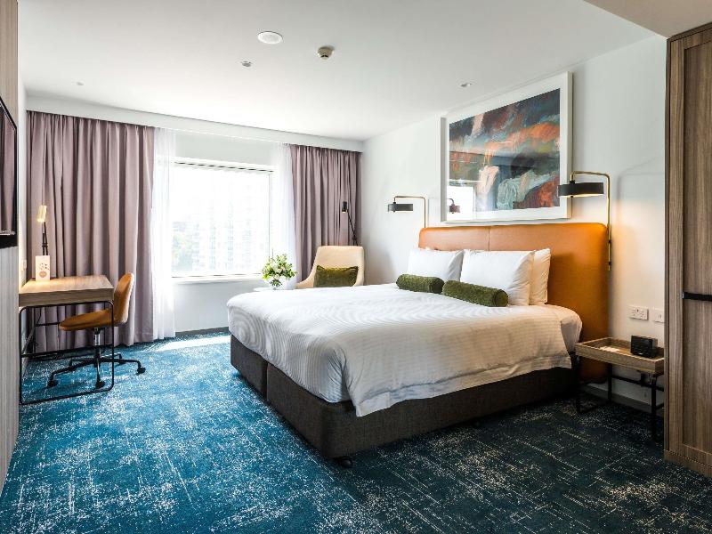Novotel Sydney Darling Square image