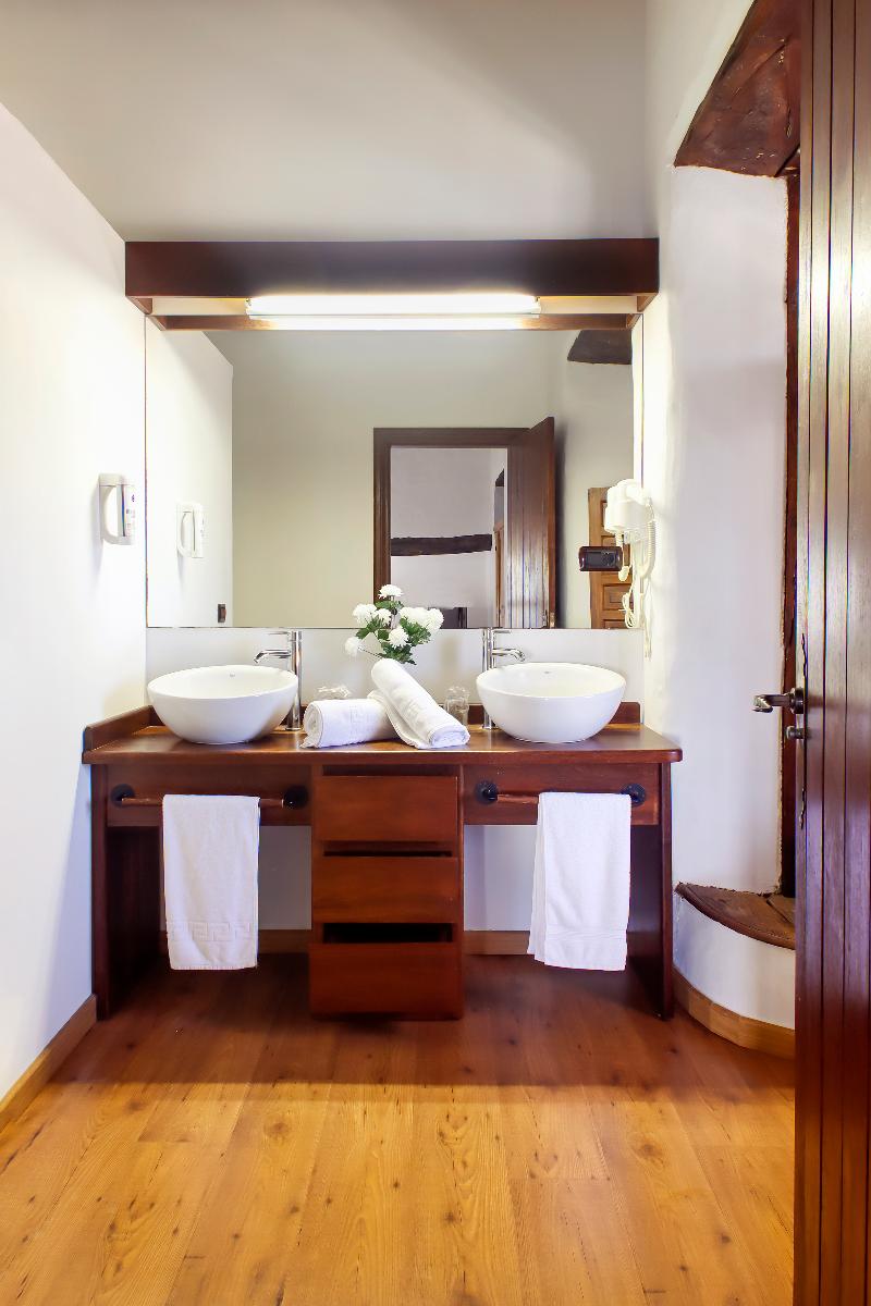 Bentor Rural Hotel image