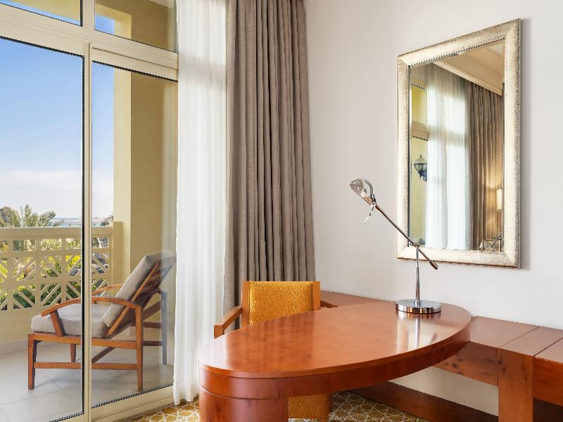 Grand Hyatt Doha Hotel & Villas image