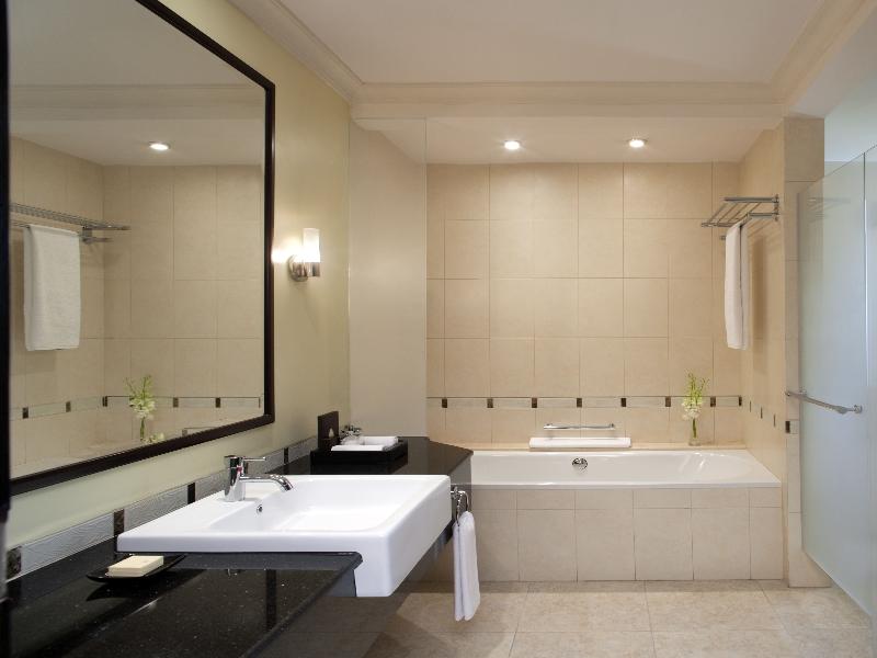 Grand Hyatt Doha Hotel & Villas image