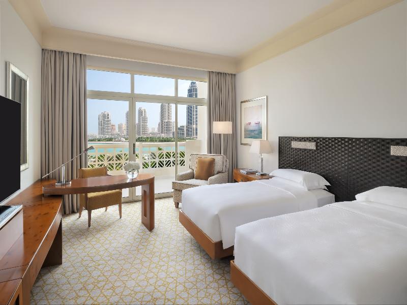 Grand Hyatt Doha Hotel & Villas image