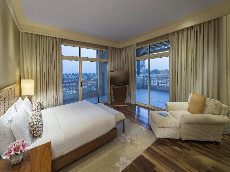 Grand Hyatt Doha Hotel & Villas image