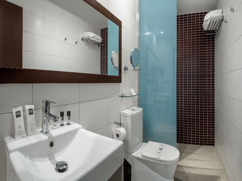RH Boutique  Porto Cristo image