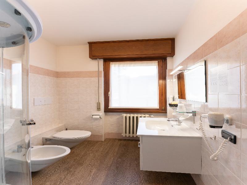 Hotel Gardenia Sirmione image