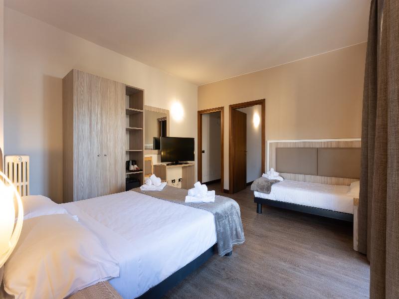 Hotel Gardenia Sirmione image