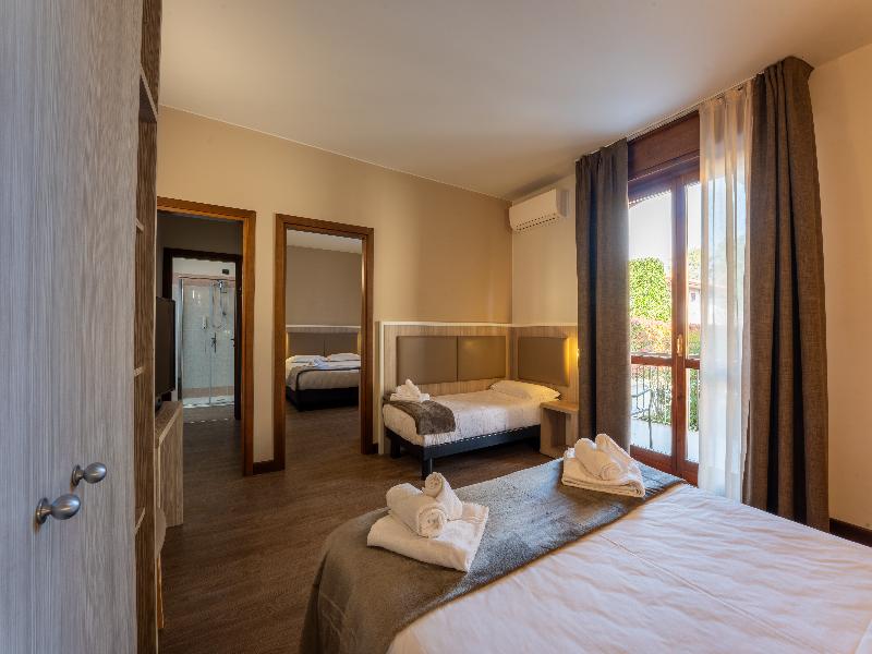 Hotel Gardenia Sirmione image
