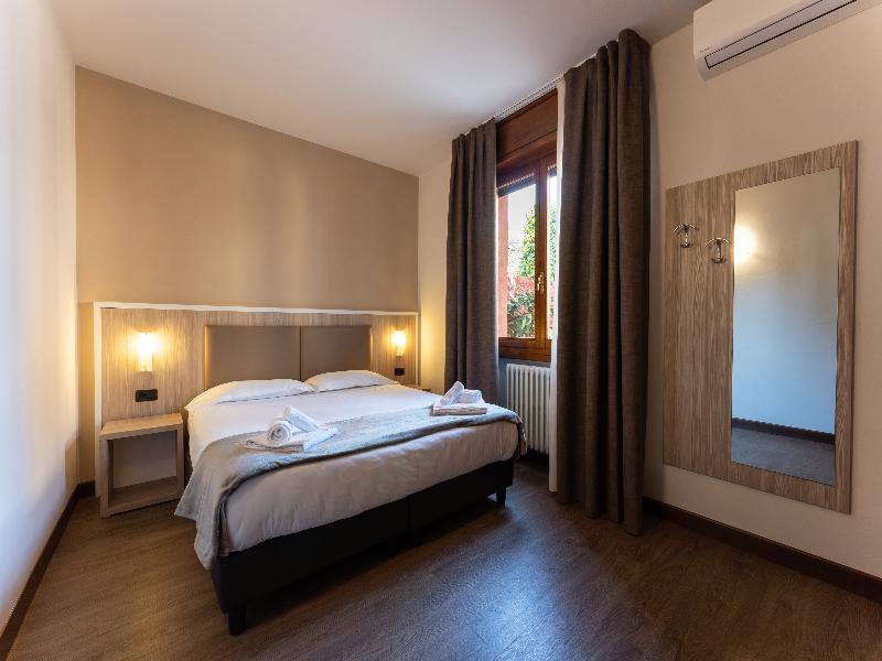Hotel Gardenia Sirmione image