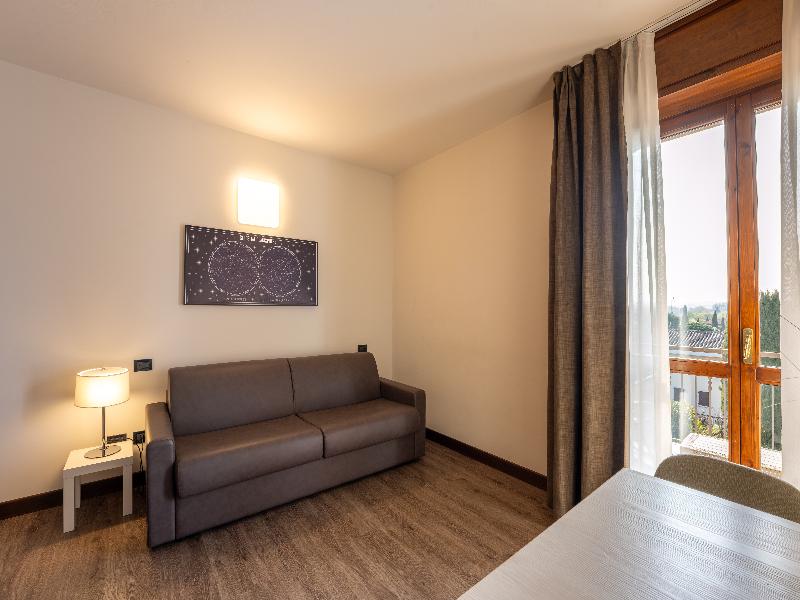 Hotel Gardenia Sirmione image