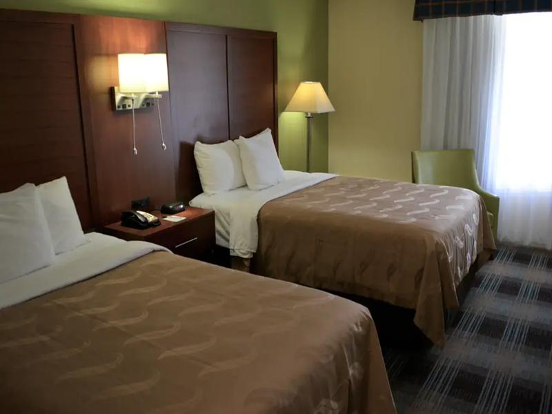 Quality Inn Savannah Midtown image