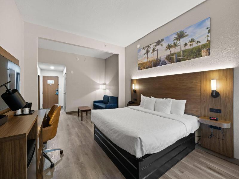 Sleep Inn & Suites Lakeland I-4 image