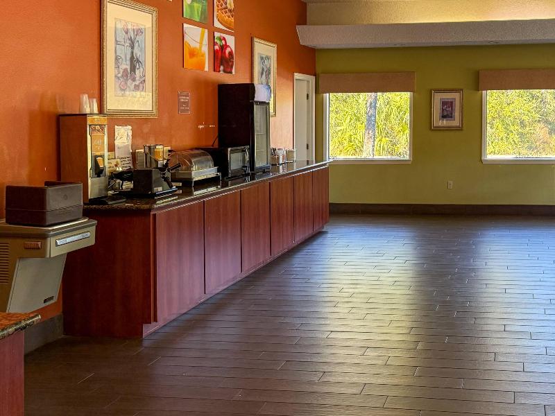 Quality Inn Crystal River image