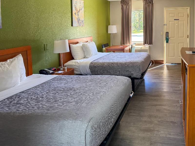 Quality Inn Crystal River image