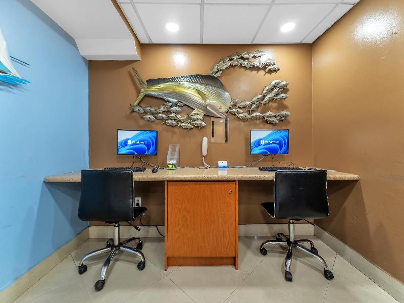 Rodeway Inn and Suites FLL Airport - Cruise Port image