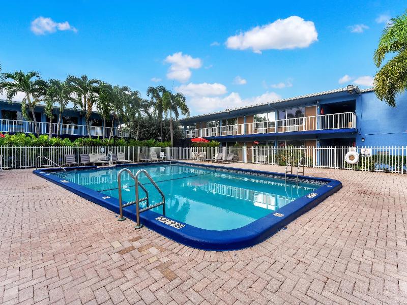 Rodeway Inn and Suites FLL Airport - Cruise Port image