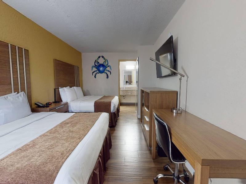Rodeway Inn and Suites FLL Airport - Cruise Port image