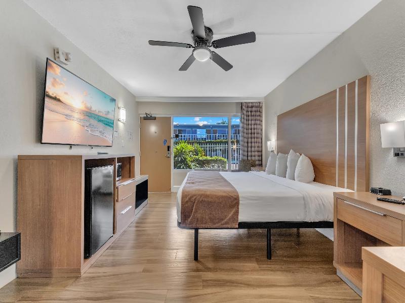 Rodeway Inn and Suites FLL Airport - Cruise Port image