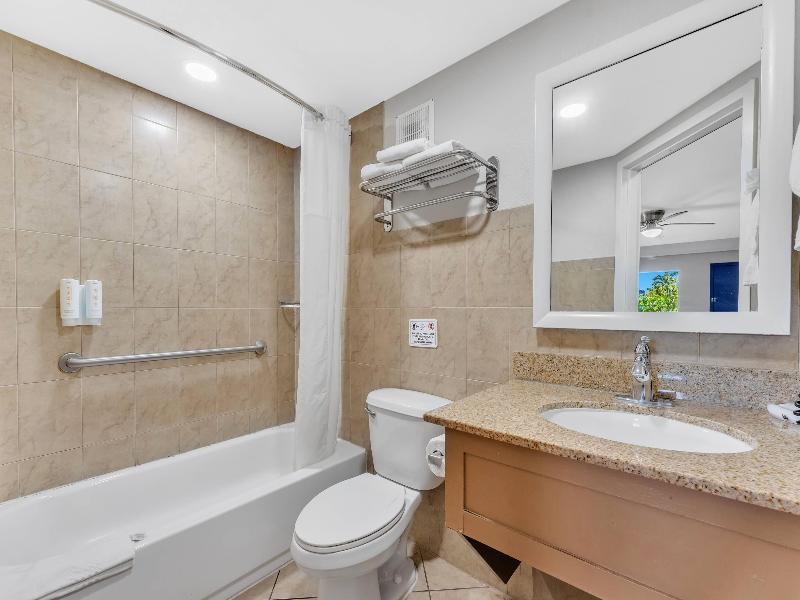 Rodeway Inn and Suites FLL Airport - Cruise Port image