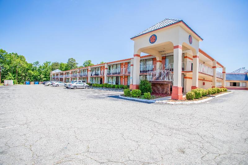 Oyo Hotel Greensboro East I 40 image