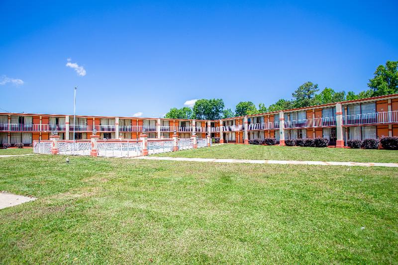 Oyo Hotel Greensboro East I 40 image
