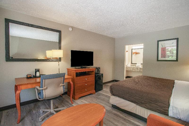 Oyo Hotel Greensboro East I 40 image