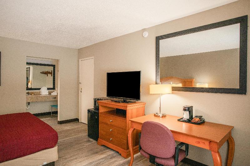Oyo Hotel Greensboro East I 40 image
