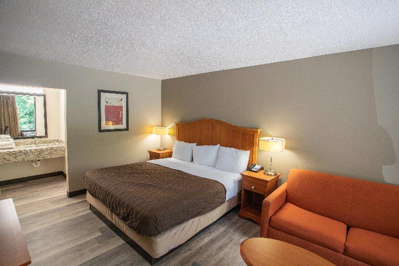 Oyo Hotel Greensboro East I 40 image