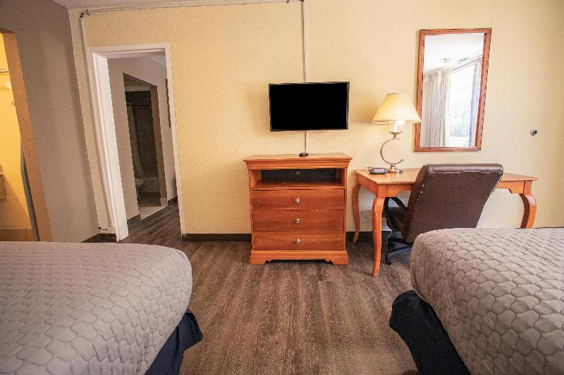 Oyo Hotel Greensboro East I 40 image