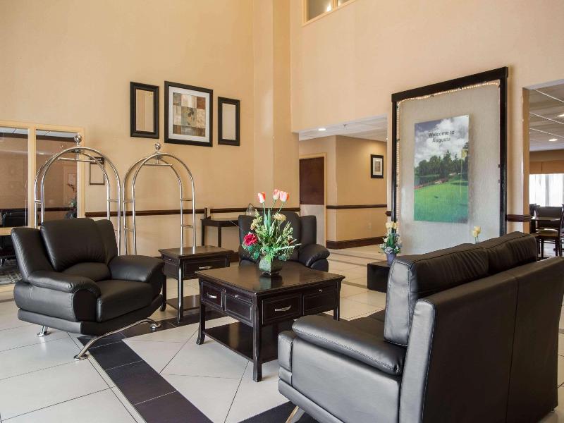 Comfort Inn & Suites Augusta Fort Gordon Area — view