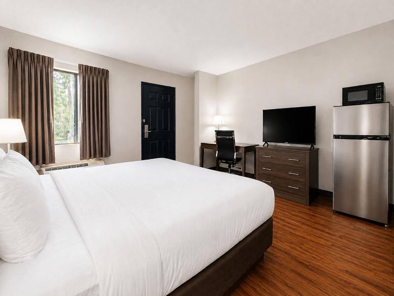 DOUBLE KING BED NON SMOKING — photo 7