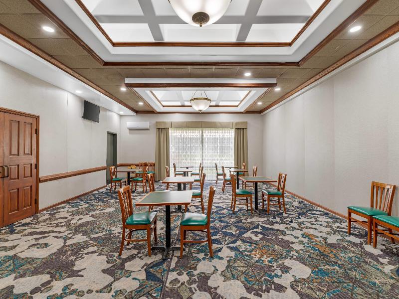 Quality Inn & Suites East Independence Area