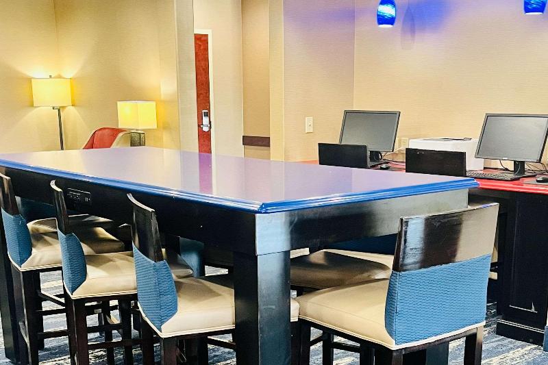 Comfort Inn & Suites Jackson Area image