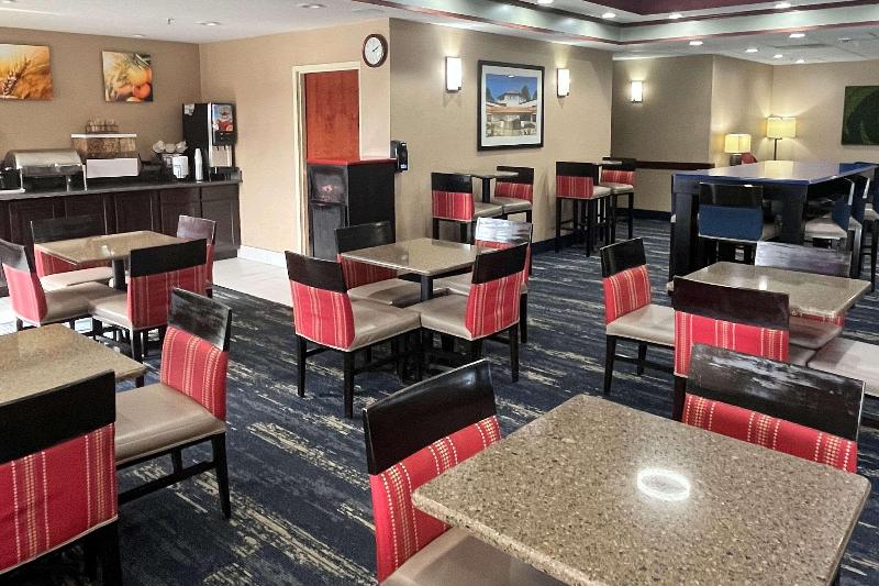 Comfort Inn & Suites Jackson Area image