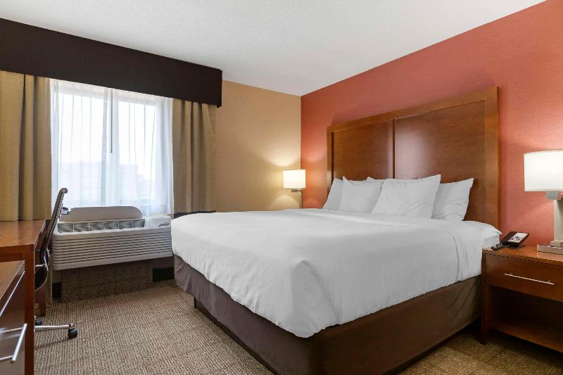 Comfort Inn & Suites Jackson Area image