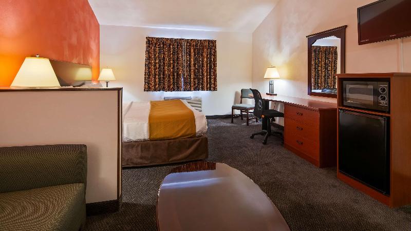 SureStay Hotel by Best Western Greenville image