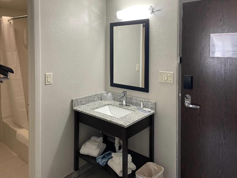 Manitowoc Inn image
