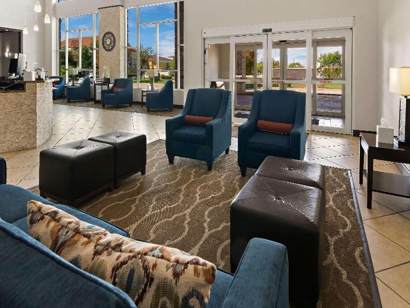 Comfort Suites Granbury Area image