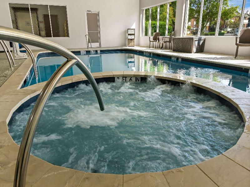 Comfort Suites Granbury Area image