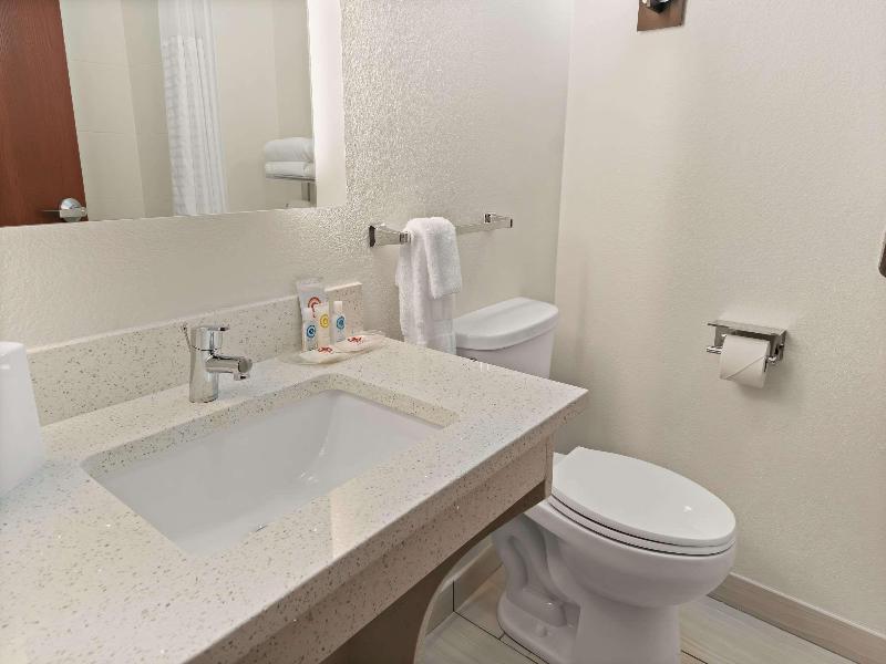 Comfort Suites Granbury Area image