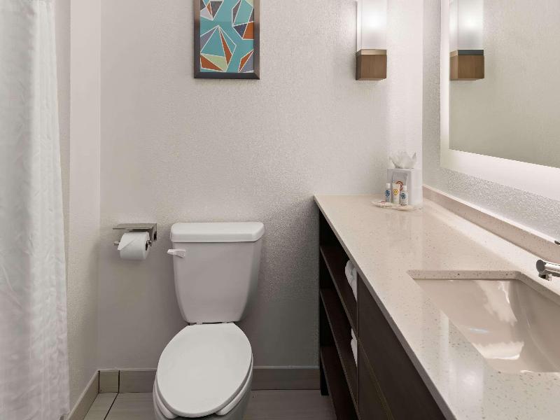 Comfort Suites Granbury Area image