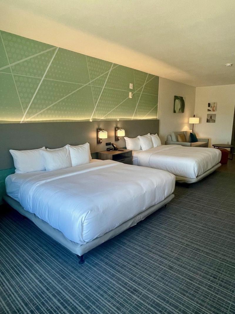 Comfort Suites Granbury Area image