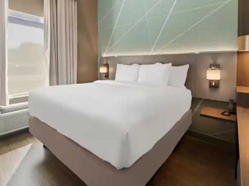 Comfort Suites Granbury Area image