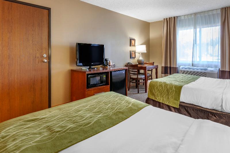 Comfort Inn Rhinelander Area image