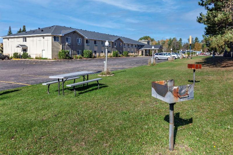 Comfort Inn Rhinelander Area image