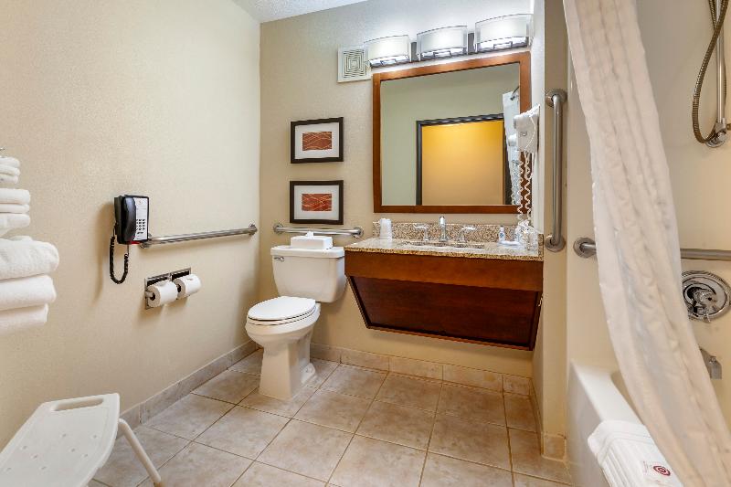Comfort Inn Rhinelander Area image