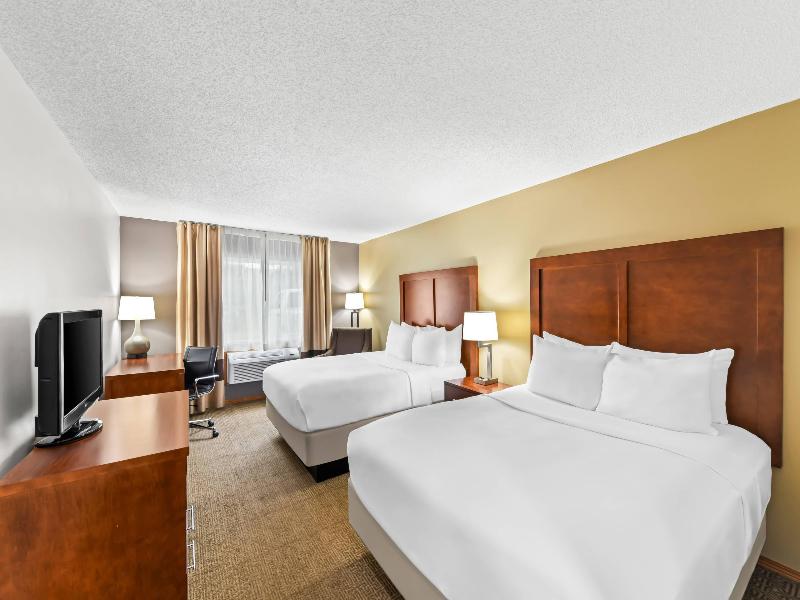Comfort Inn Rhinelander Area image