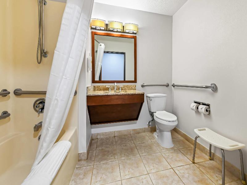 Comfort Inn Rhinelander Area image