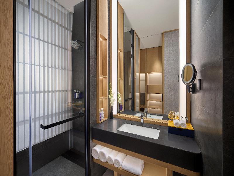 voco Shenyang Golden Corridor by IHG image
