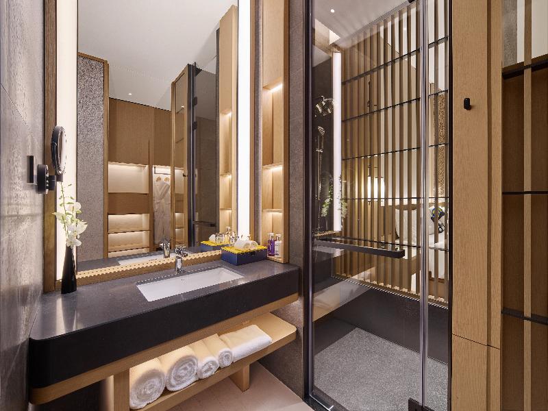 voco Shenyang Golden Corridor by IHG image